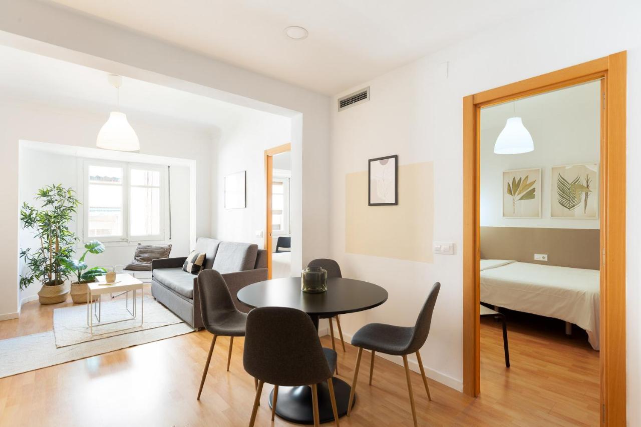 Santiago Apartments By Olala Homes لوسبيتاليت دي يوبريغات المظهر الخارجي الصورة
