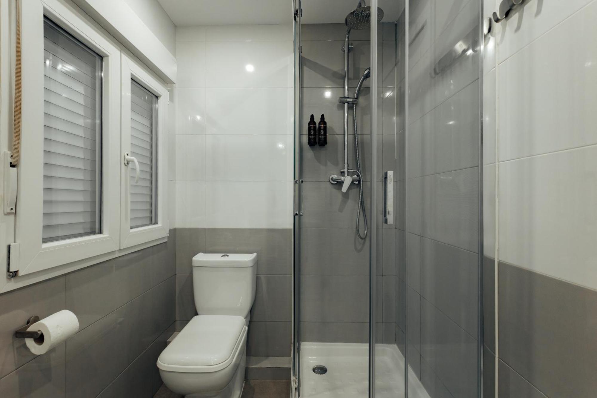 Santiago Apartments By Olala Homes لوسبيتاليت دي يوبريغات المظهر الخارجي الصورة