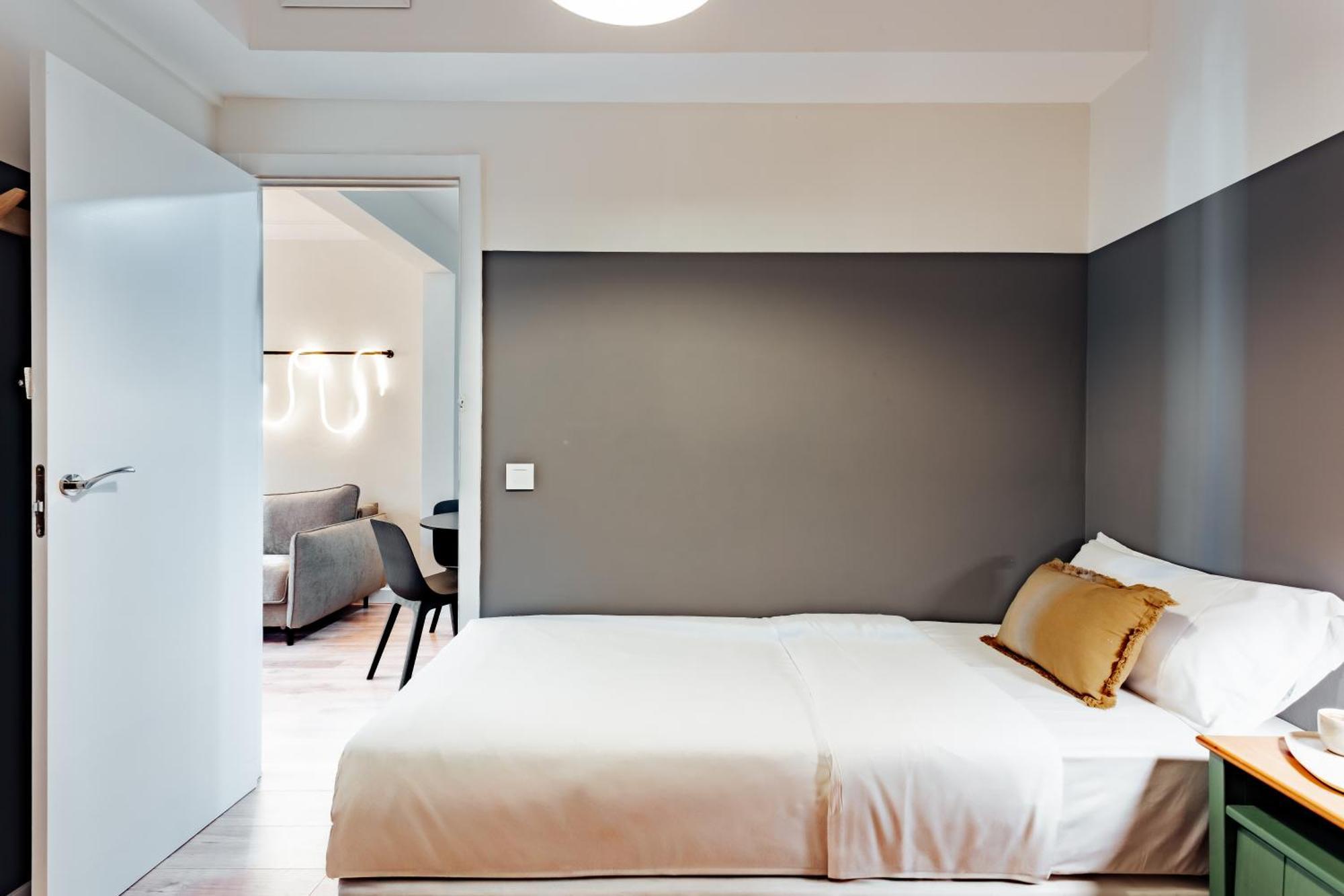 Santiago Apartments By Olala Homes لوسبيتاليت دي يوبريغات المظهر الخارجي الصورة